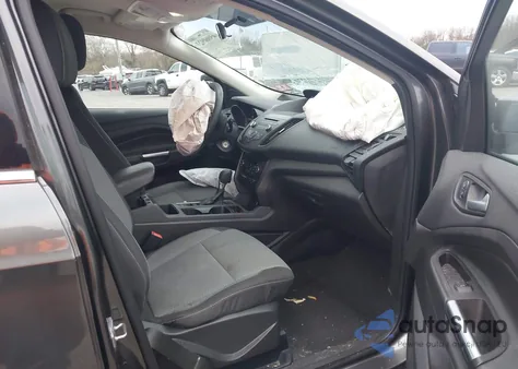 2017 Ford Escape Se from USA, damaged, VIN 1FMCU9GD3HUC92001